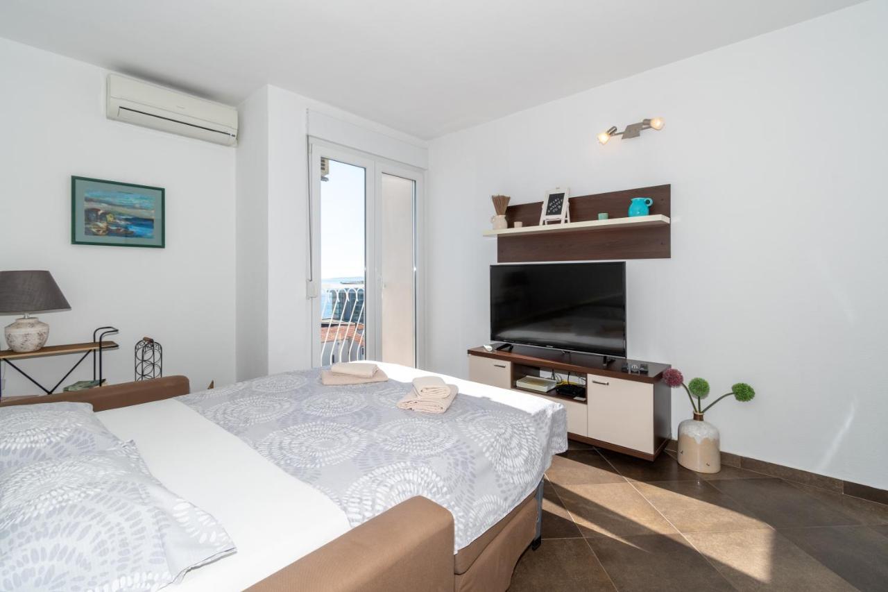 Trstenik Beach Apartment Сплит Экстерьер фото